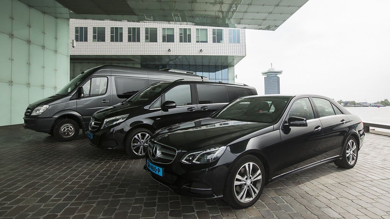 Executive Cars in Esher – Luxury Travel at Affordable Rates