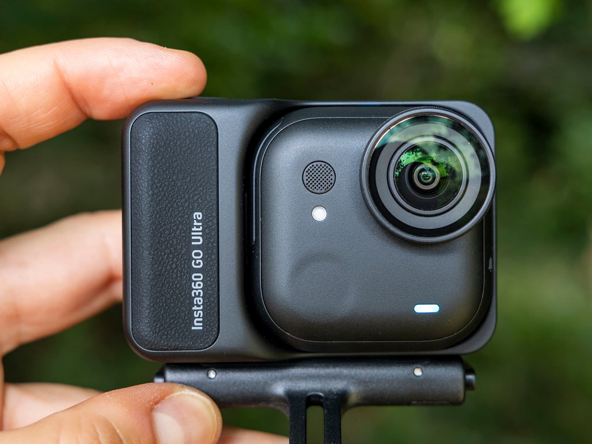 Insta 360 Camera vs Traditional Cameras: Which Wins for Creators?