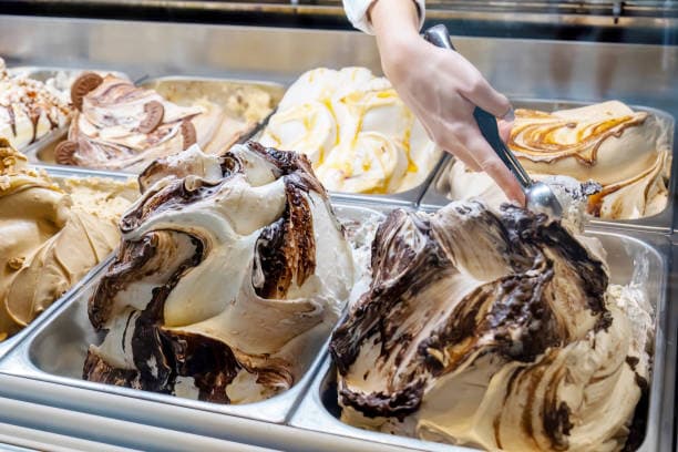 Outdoor Event Ice Cream Catering for Weddings, Birthdays &amp; Parties
