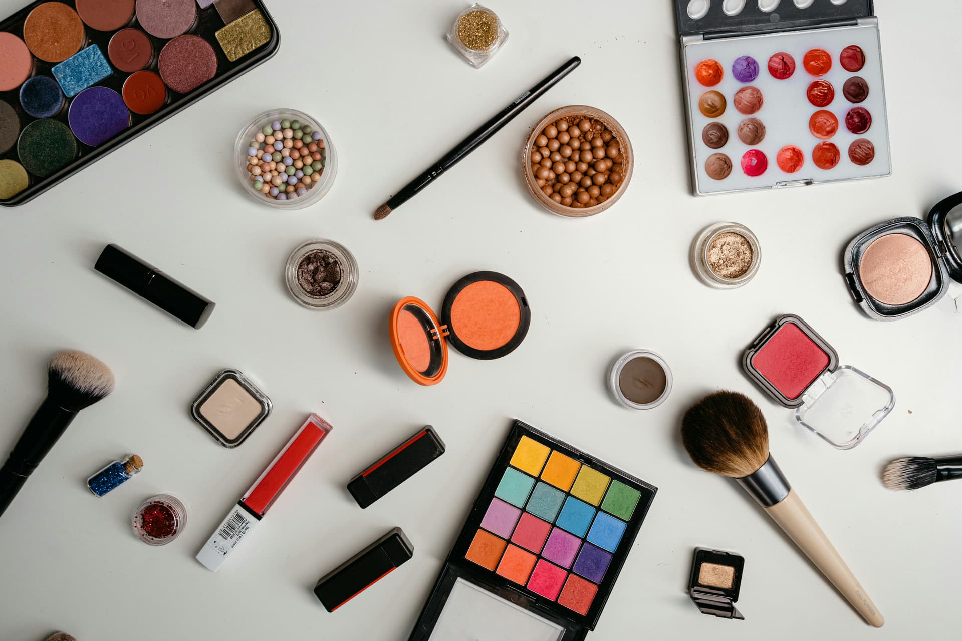 Glitter Eyeshadow Palette for Show-Stopping Glam Looks | Ashunta Sheriff Beauty