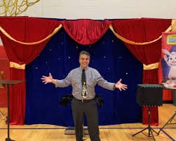 Memorable Strolling Magic for Corporate Events & Mixers