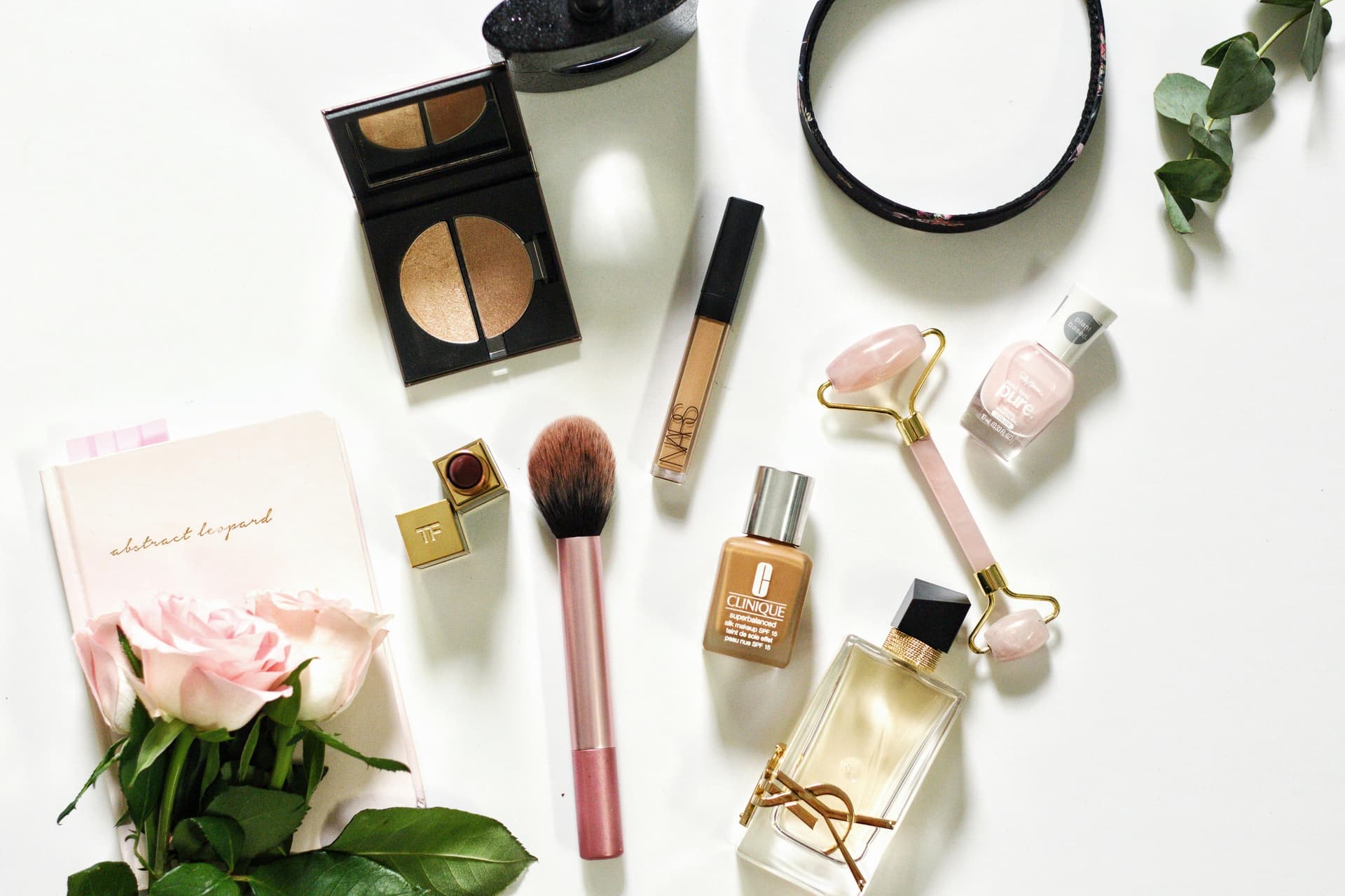How Make Up Hourglass Can Transform Your Daily Look