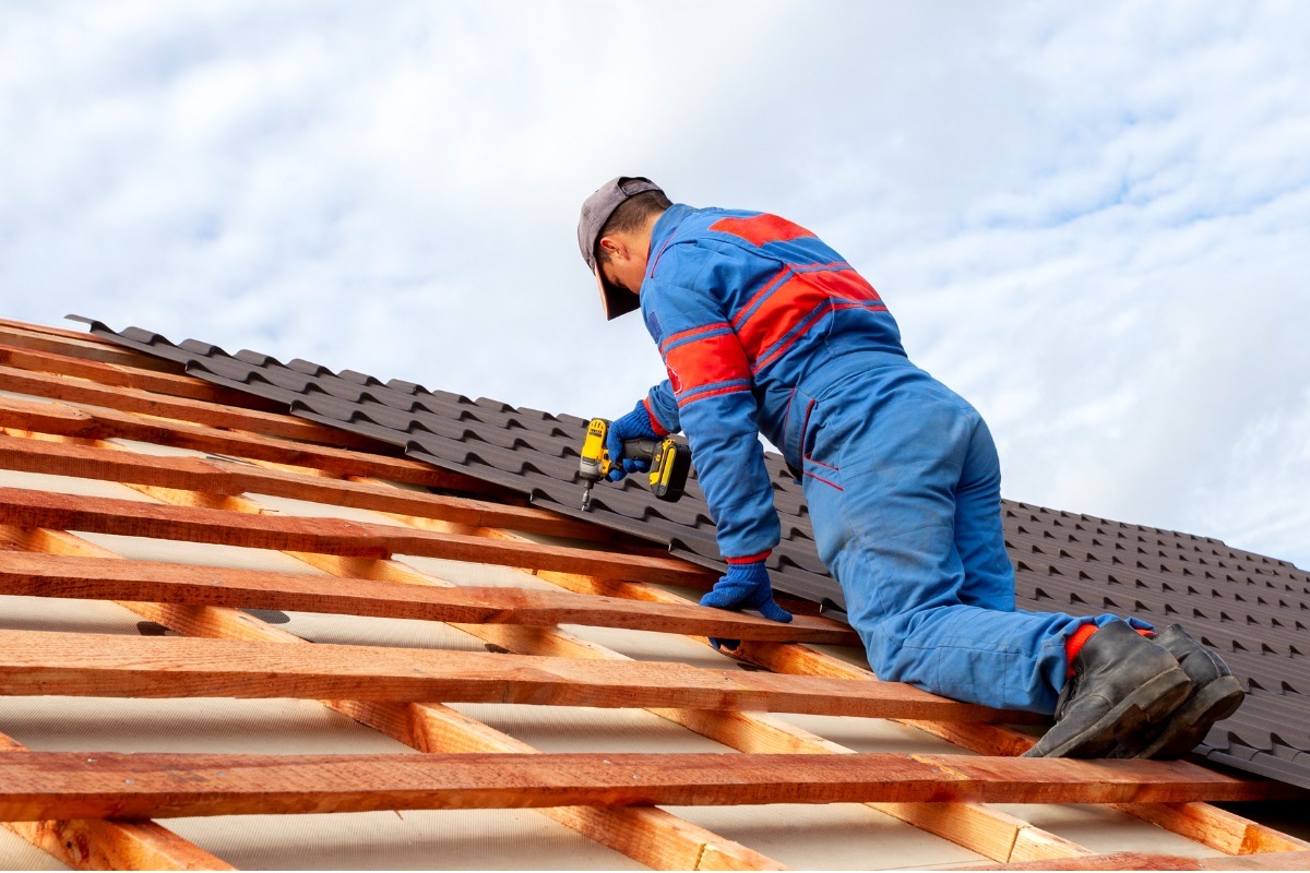 Dependable Roofing Contractor for Homes & Businesses