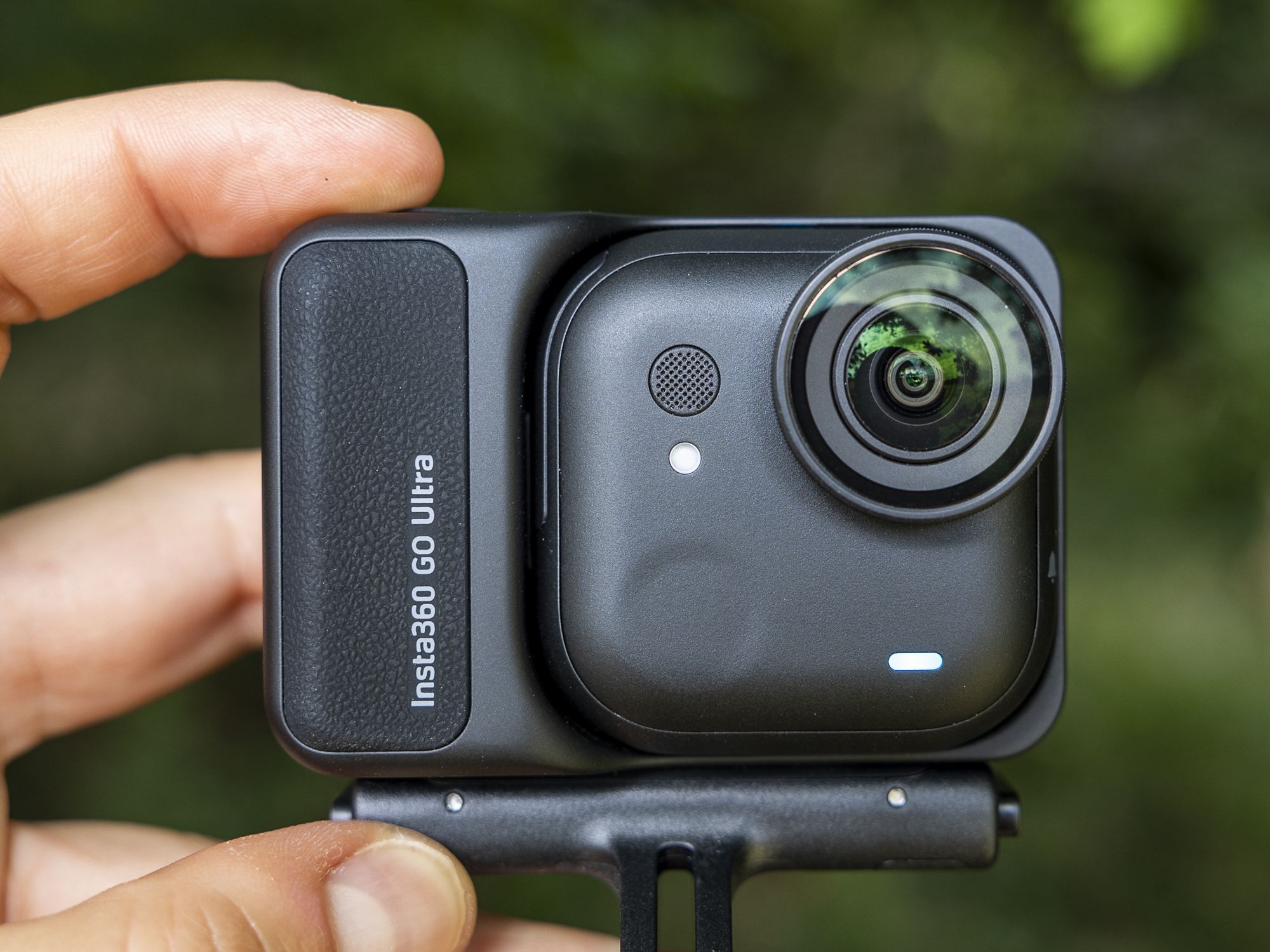 Insta 360 Camera vs Traditional Cameras: Which Wins for Creators?