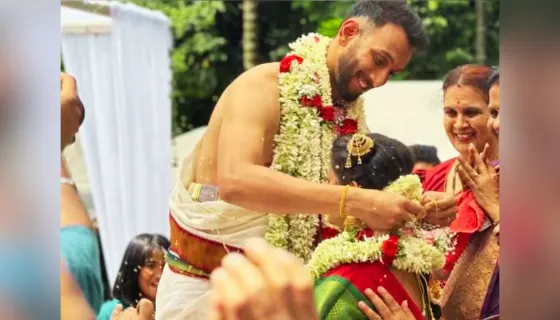 This Indian fast bowler got married in the midst of the WTC final