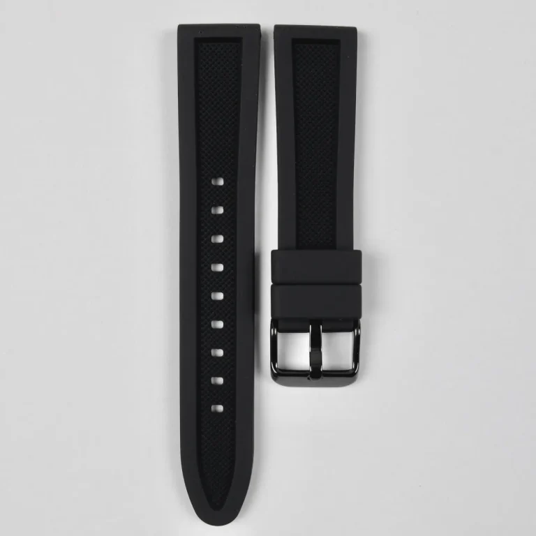 black-silicone-rubber-reversible-watch-straps